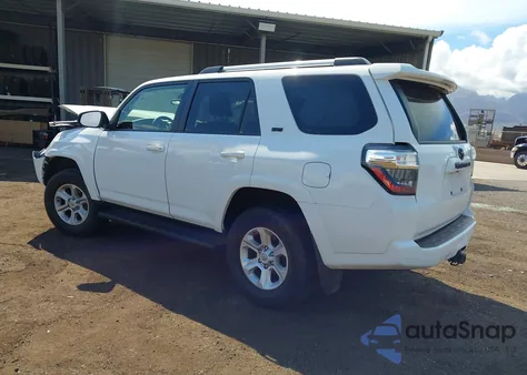 2023 Toyota 4Runner Sr5 z USA, uszkodzony, nr VIN JTEEU5JR0P5295307